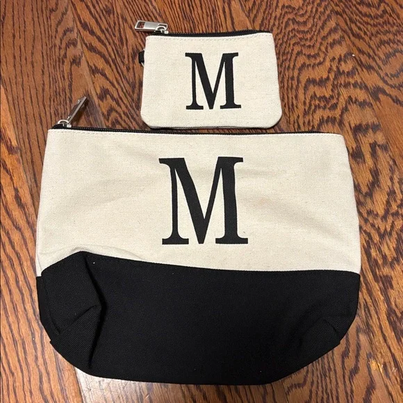 Monogram M bag Black and Cream Tote Bag - Picture 4 of 4